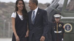 Michelle Obama fala sobre decisão da filha em tirar sobrenome