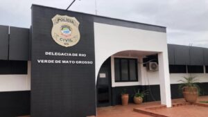 Polícia Civil de Rio Verde prende foragido por homicídio no RS com apoio da PRF