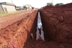 Prefeitura leva asfalto e drenagem no Parque dos Jequitibás, obra esperada há anos