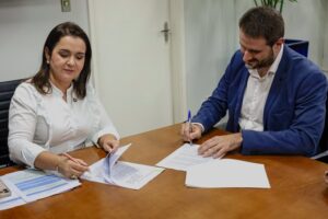 Prefeitura renova convênio para manutenção de programa que monitora e fiscaliza córregos da Capital