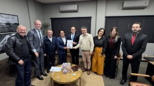 Projeto de Landmark amplia teto de pagamentos judiciais e ganha apoio da OAB/MS
