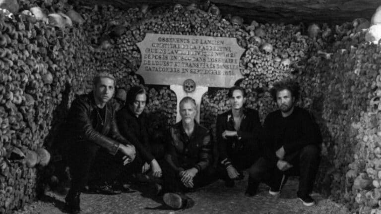 Queens Of The Stone Age anuncia exibição global de filme