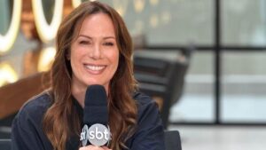 Regina Volpato diz que ganha mais na internet do que no SBT