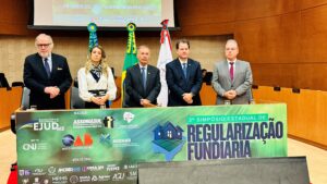 Renato Câmara representa Assembleia Legislativa em Simpósio sobre Regularização Fundiária