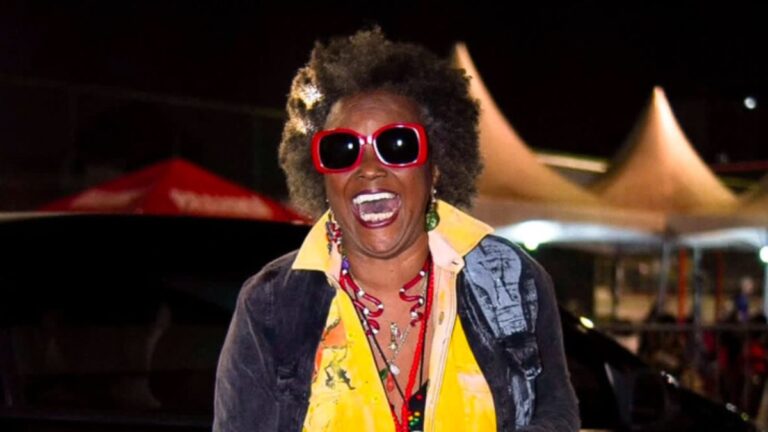 Sandra de Sá sobre longevidade na música: "Até os 113 anos"