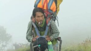 Vaquinha para herói de resgate no Rinjani chega a R$ 495 mil
