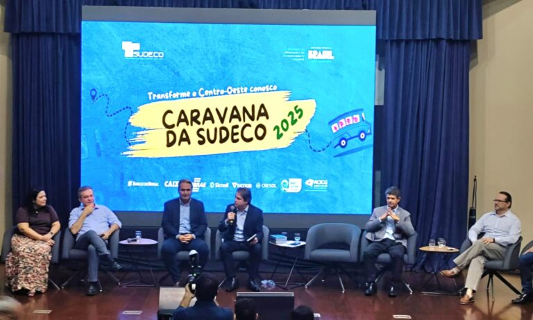 Vereador Dr. Lívio representa a Câmara Municipal na abertura da Caravana da Sudeco