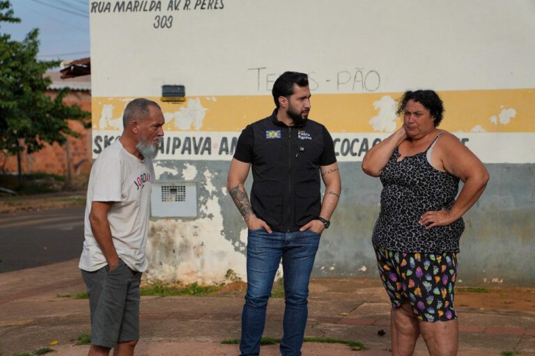 Vereador Fábio Rocha visita Celina Jallad, ouve moradores e cobra ações imediatas da prefeitura