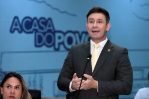 Vereador Salineiro reapresenta projeto que prevê recompensa em dinheiro para quem denunciar corrupção na prefeitura