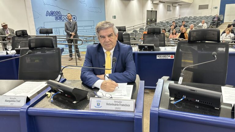 Vereador Veterinário Francisco tem projeto aprovado que proíbe planta murta em Campo Grande para proteger citricultura