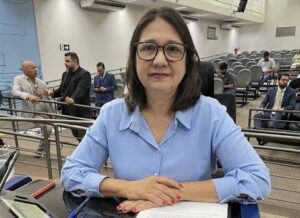 Vereadora Luiza apresenta proposta de redução da jornada de trabalho dos servidores municipais de Campo Grande