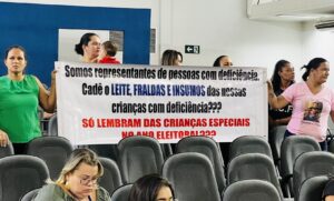 Vereadora Luiza mobiliza “Mães Atípicas” para votação do veto da Prefeita Adriane Lopes ao Projeto de Lei que garante o fornecimento de dietas, insumos e fraldas para pessoas com deficiência