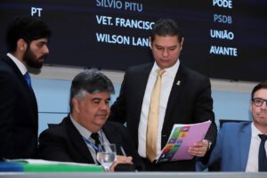 Vereadores apresentam 317 emendas à LDO para garantir melhorias para Campo Grande
