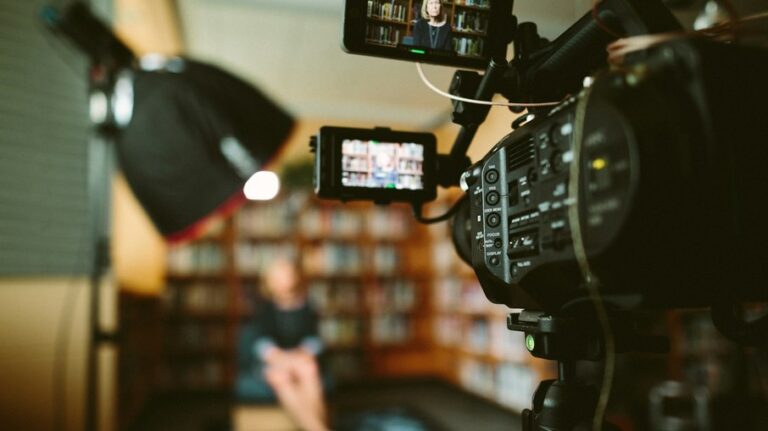 Câmera gravando um vídeo