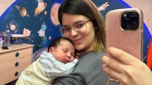 Viih Tube relembra internação do filho por alergia grave