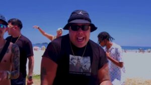 Zuza, L7nnon e Marcelo Falcão são presenças no Mundial de Surfe