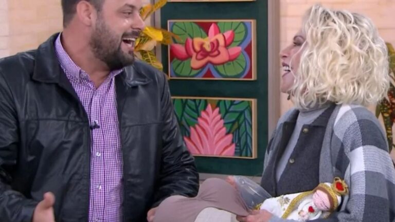 Ana Maria Braga debocha após ganhar peça íntima de fã na Globo