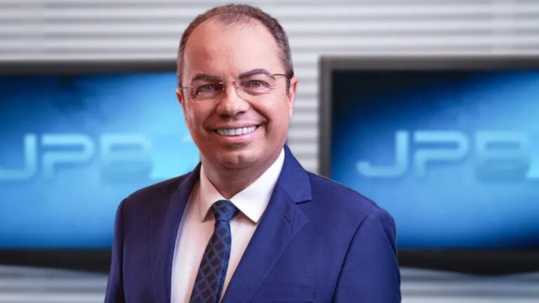 Apresentador da Globo é internado após festa surpresa na emissora