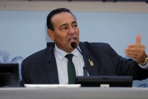 Aprovado PL do vereador Carlão que cria a campanha “Maio Vermelho”, para conscientização sobre os acidentes vasculares cerebrais