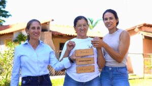 Avicultura caipira garante renda e propósito para família em Uberaba