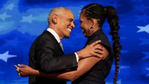 Barack e Michelle Obama ironizam boatos de divórcio em podcast
