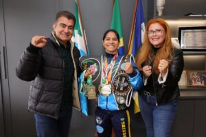 Bicampeã brasileira de Kickboxing destaca apoio da Prefeitura de Dourados ao esporte