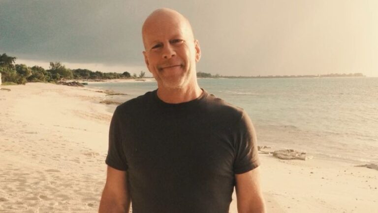 Bruce Willis não consegue mais falar, ler ou andar, diz site