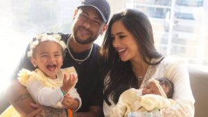 Bruna Biancardi e Neymar mostram rosto de Mel; veja fotos