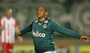 CR Aquidauana demonostra arojo e anuncia atacante Walter