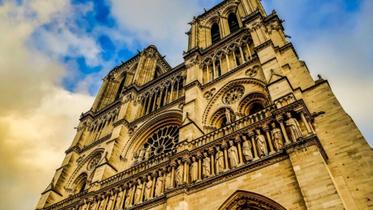 Catedral Notre-Dame lidera turismo na França pós-incêndio