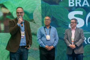 Cbsoja reúne 2 mil congressistas em Campinas (SP)