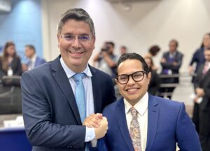Com apoio unânime, Papy é reeleito presidente da Câmara Municipal; Dr. Victor Rocha destaca unidade e compromisso com Campo Grande