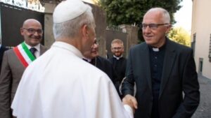 Conheça Castel Gandolfo, o local de descanso de Papa Leão XIV