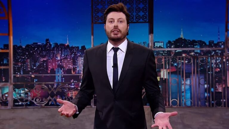 Danilo Gentili fala na TV sobre denúncia de Juliana Oliveira