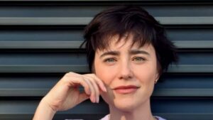 Fernanda Vasconcellos surge com novo visual para vilã em novela