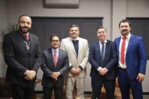 Flávio Cabo Almi participa de reunião com presidente da Câmara e bancada do PSDB para fortalecimento do trabalho legislativo