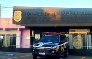 Homem é esfaqueado durante a madrugada em praça de Costa Rica