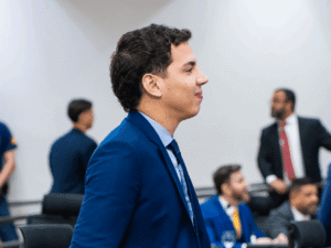 Jean Ferreira fecha semestre como campeão em projetos de lei
