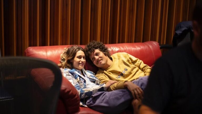 Luisa Arraes assume namoro com filho de Cássia Eller