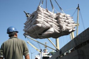Maior produção de açúcar na Ásia derruba superávit do agro paulista em 13%