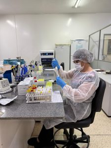 Mais exames, mais diagnósticos: Lacen contabiliza 267 mil análises laboratoriais somente neste ano