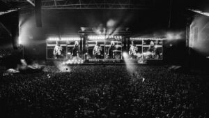 Oasis faz alerta climático antes de show histórico em Manchester