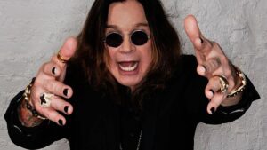 Ozzy Osbourne ganha missa de 7º dia em igreja de Minas Gerais