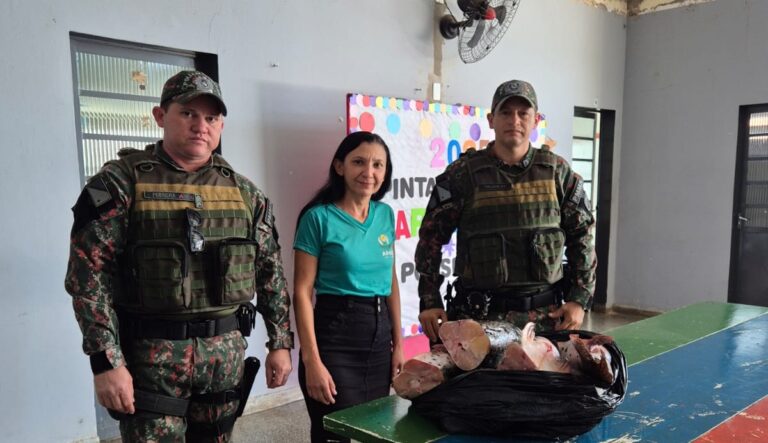 PMA de Coxim doa 134 kg de pescado apreendido para entidades assistenciais do município