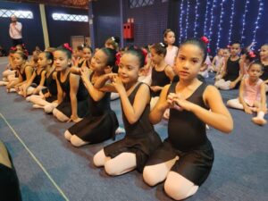 Parque Jacques da Luz recebe espetáculo de Ballet com o tema “Dia da Família”