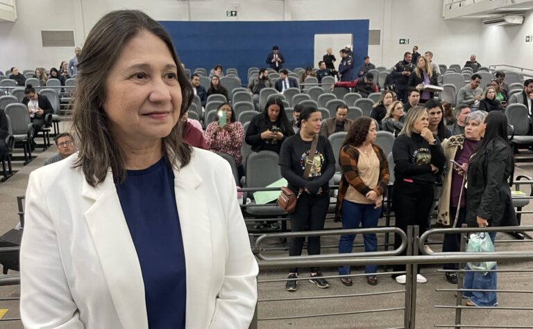 Por unanimidade Câmara derruba veto da prefeita ao projeto que garante o fornecimento de dietas, insumos e fraldas para pessoas com deficiência