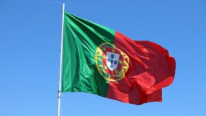Portugal endurece leis para imigrantes e brasileiros são afetados