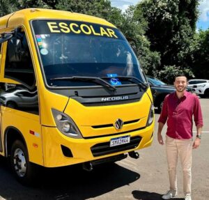 Prefeito Murilo garante UTI móvel e micro-ônibus para Pedro Gomes