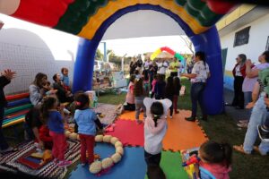 Prefeitura entrega Tendas da Leitura, livros e geladeira para a Rede Municipal de Ensino  