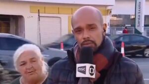 Repórter para ao vivo para ajudar idosa e emociona o Brasil